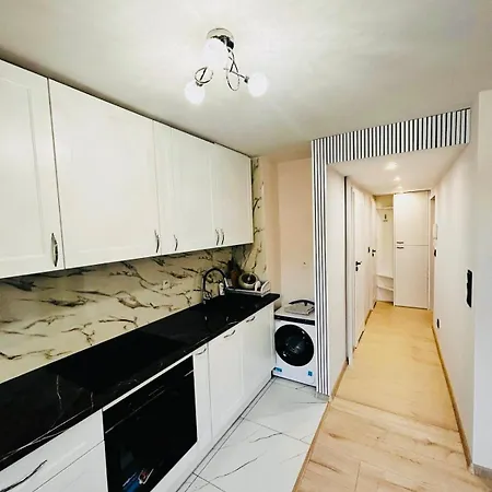 Partyzantka Lägenhet